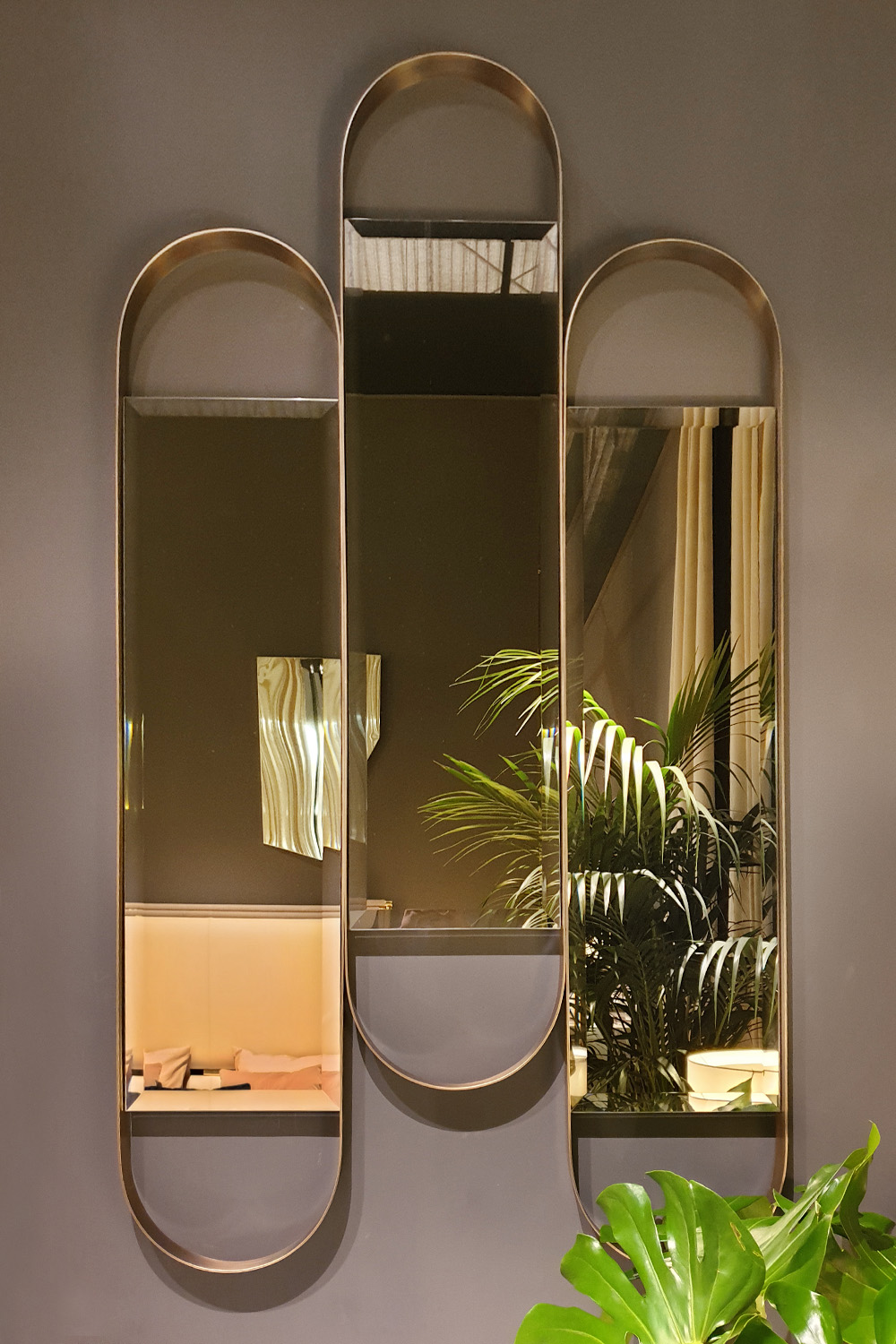 Block one image right