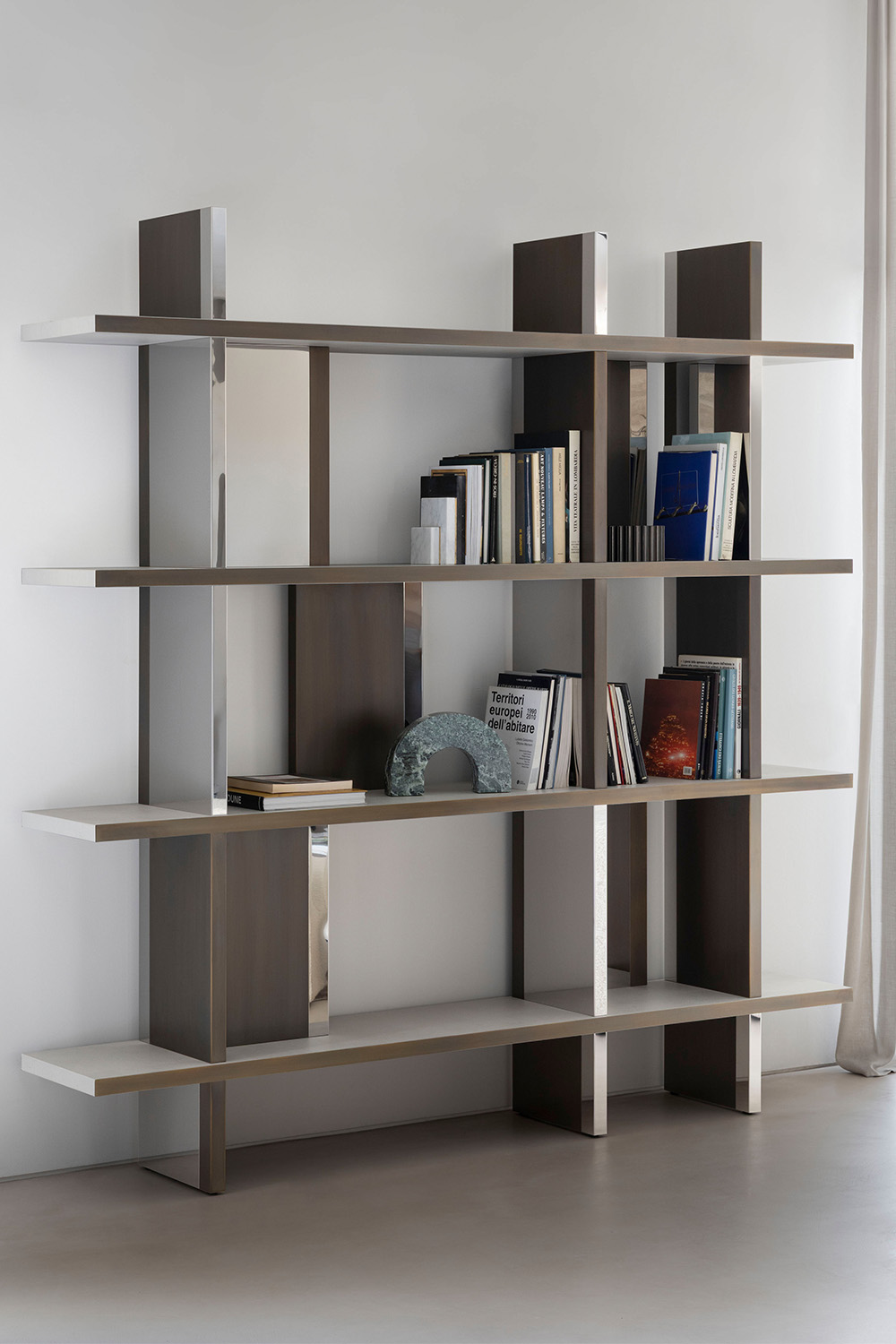 Block one image right