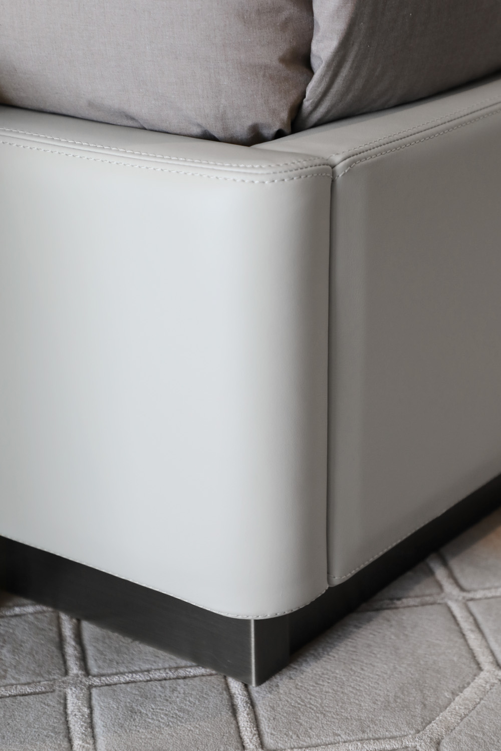 Block one image left