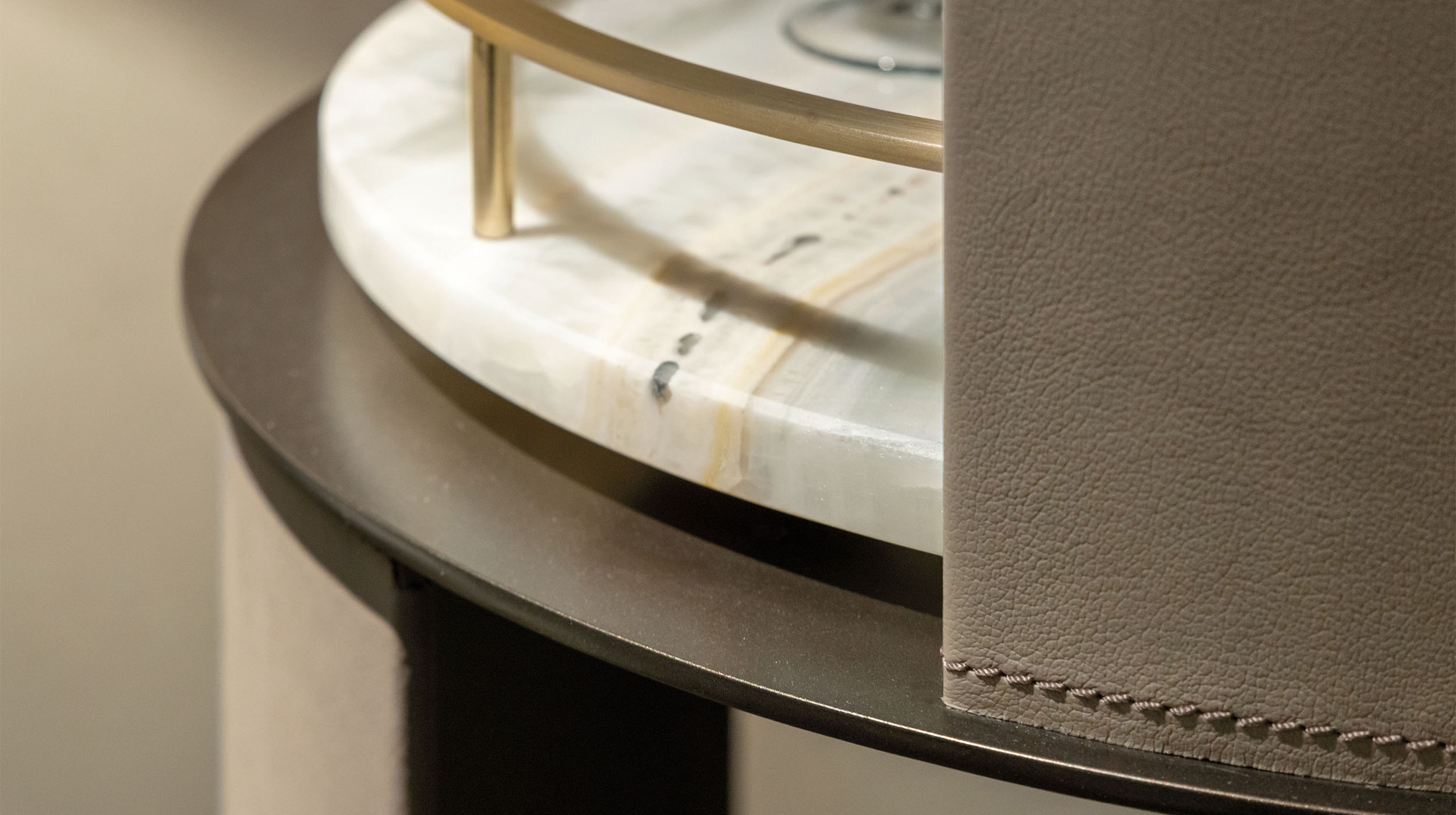 Block one image full