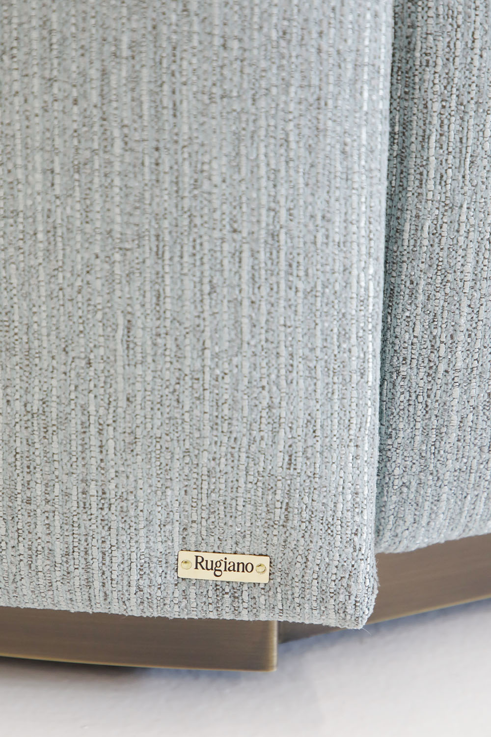 Block one image right