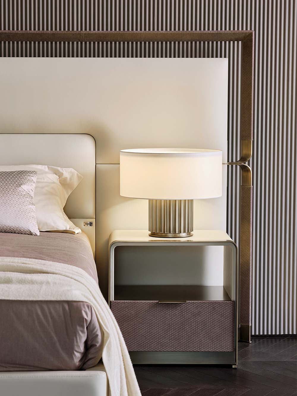 Block one image left