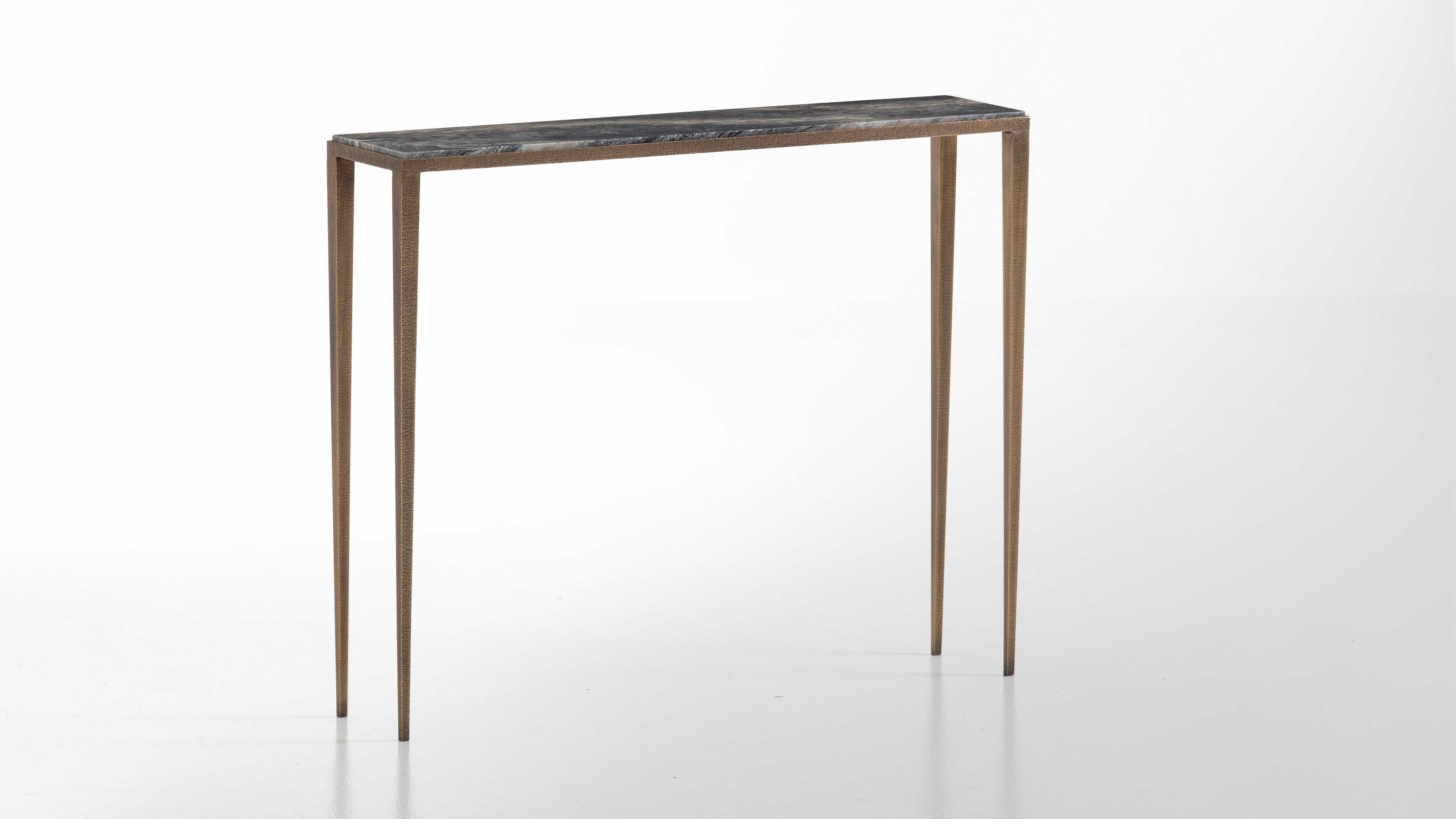 DOROTEA_CONSOLE_ANTEPRIMA.jpg