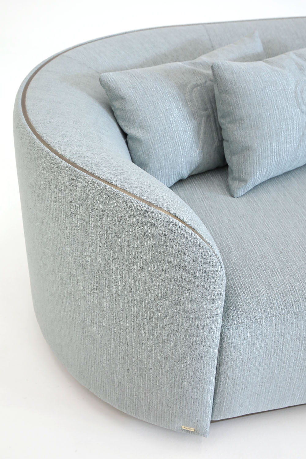 Block one image left