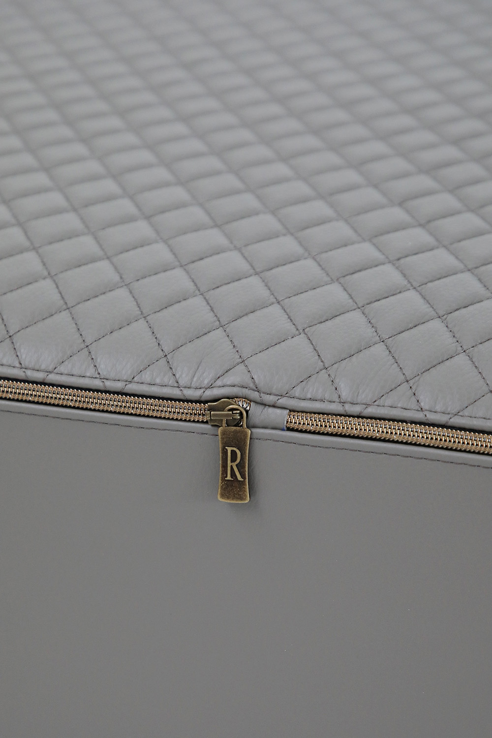 Block one image right