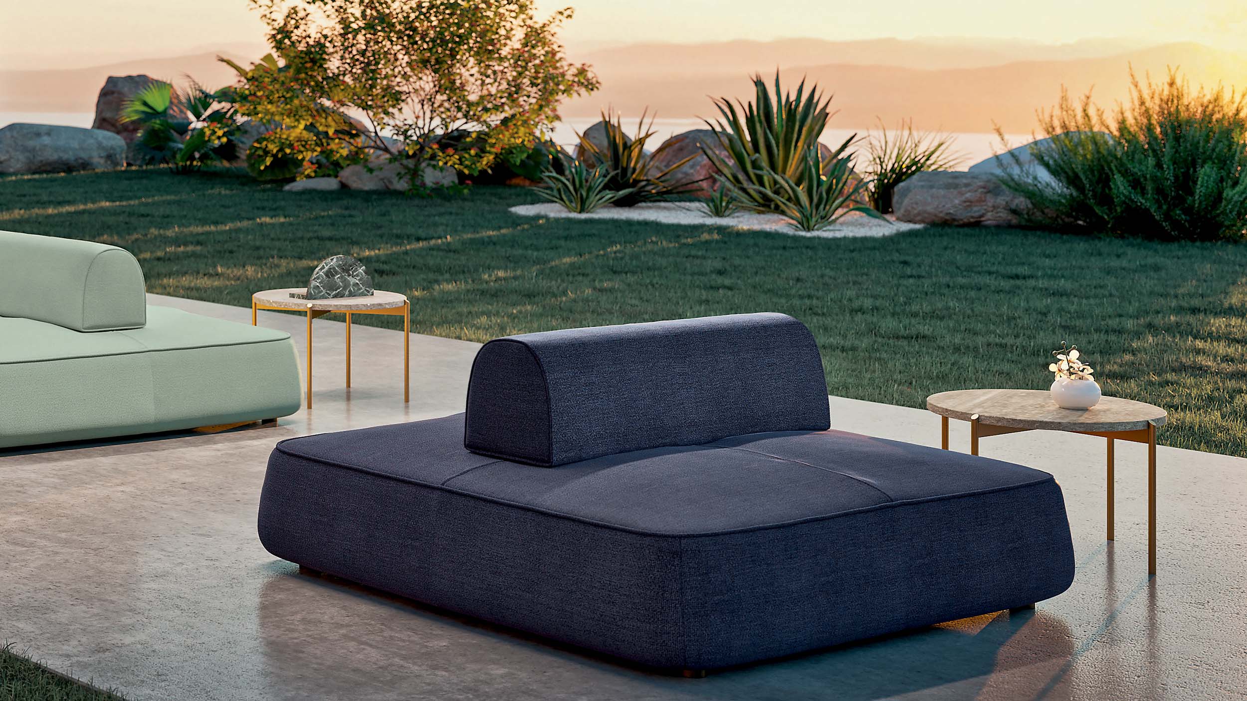 Block one image centered