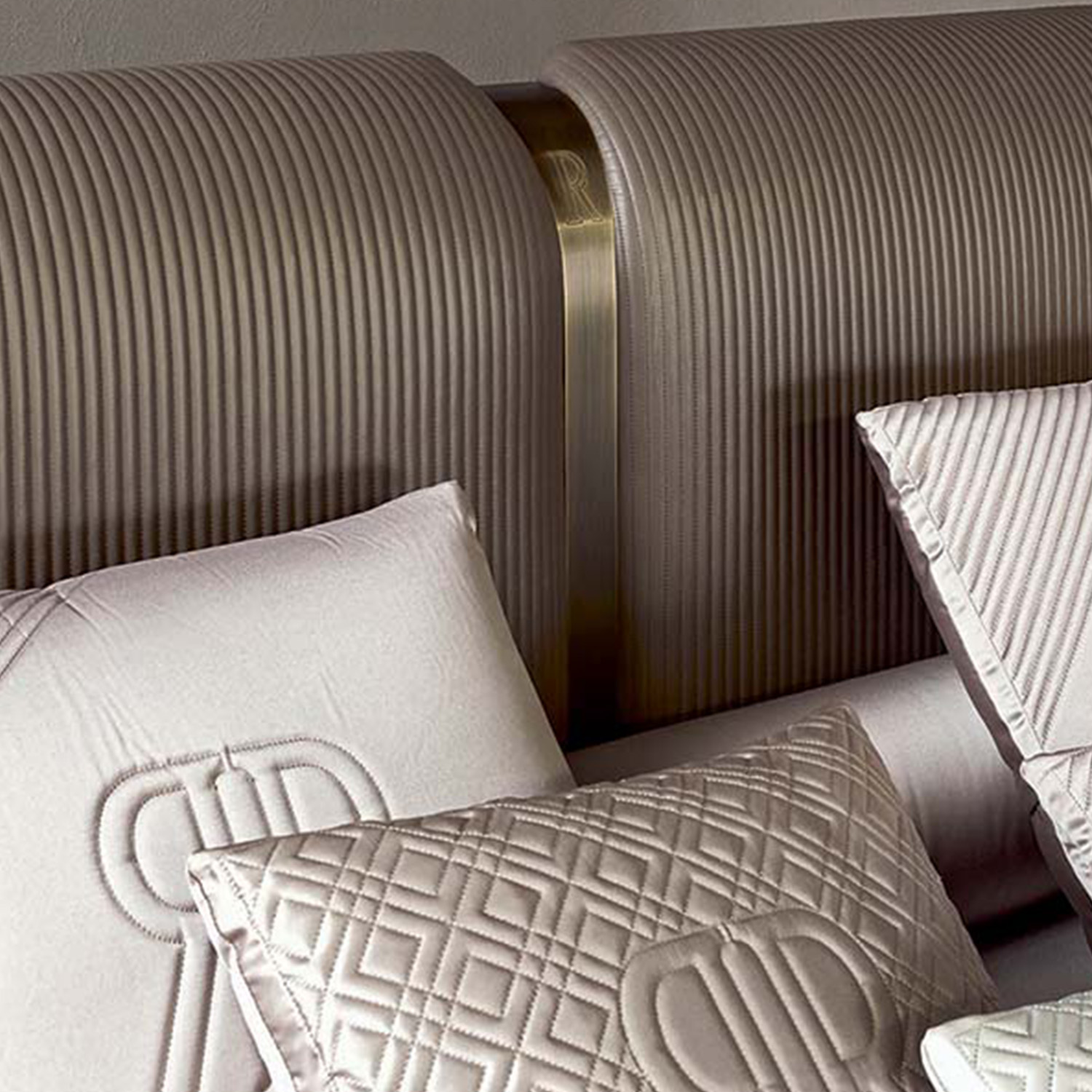 Block one image left