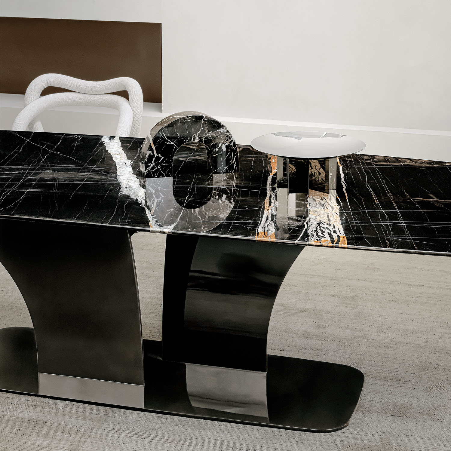 Block one image left