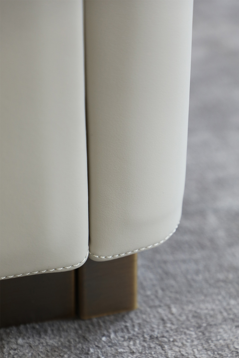 Block one image right