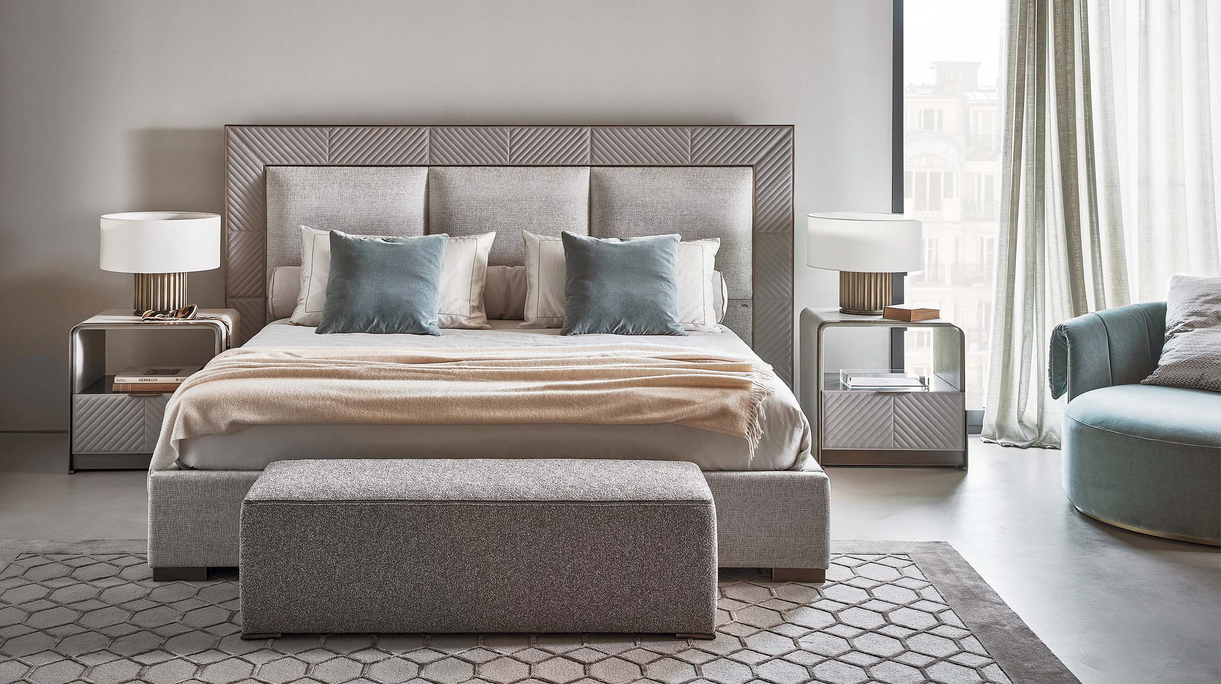 Block one image full