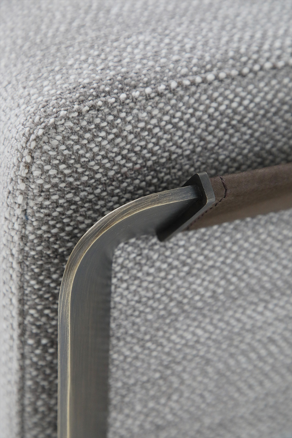 Block one image right