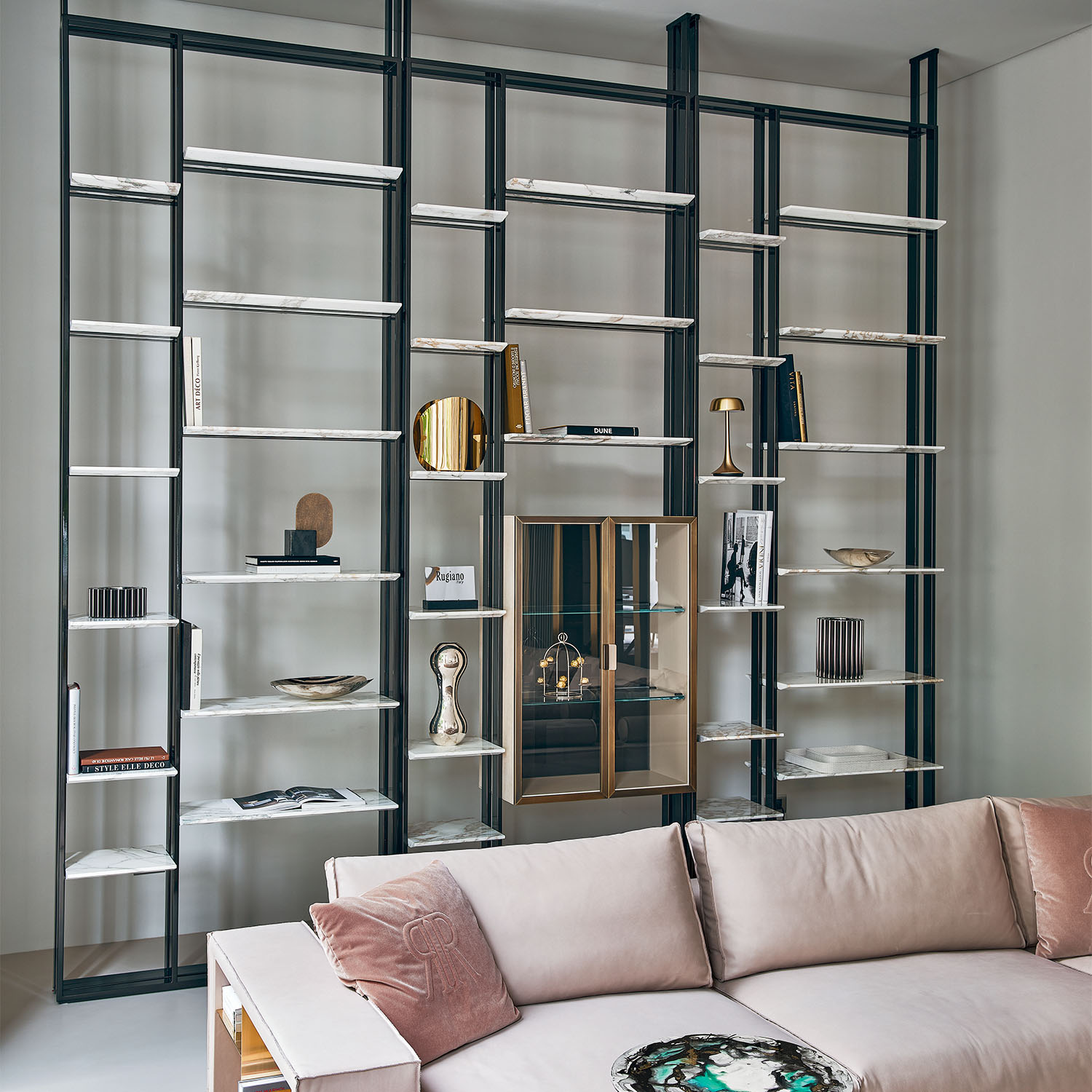 Block one image centered