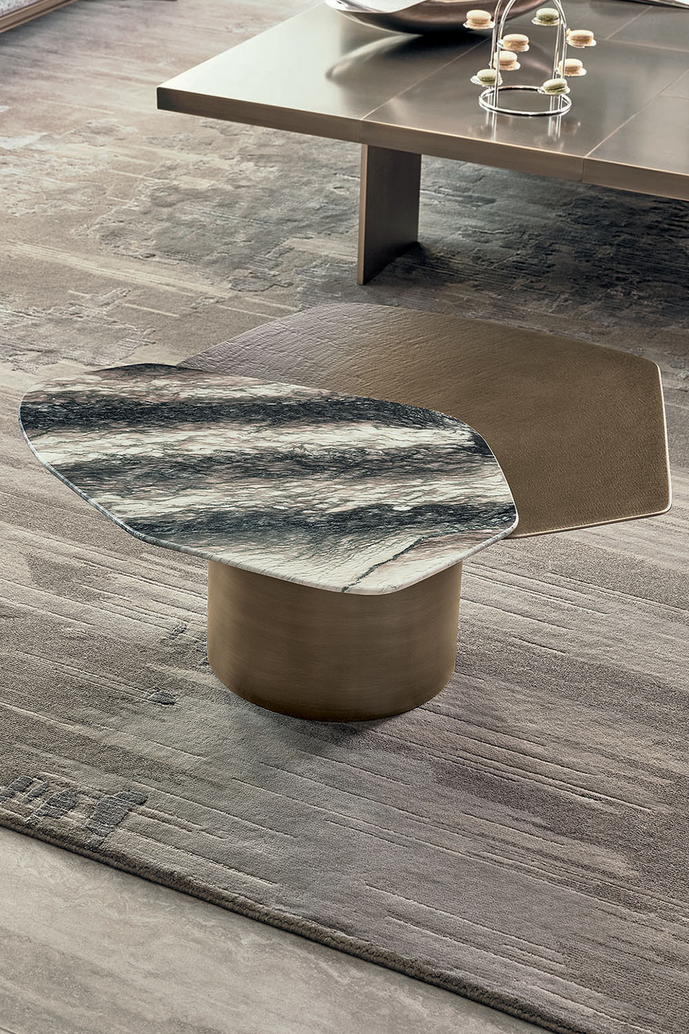 Block one image right