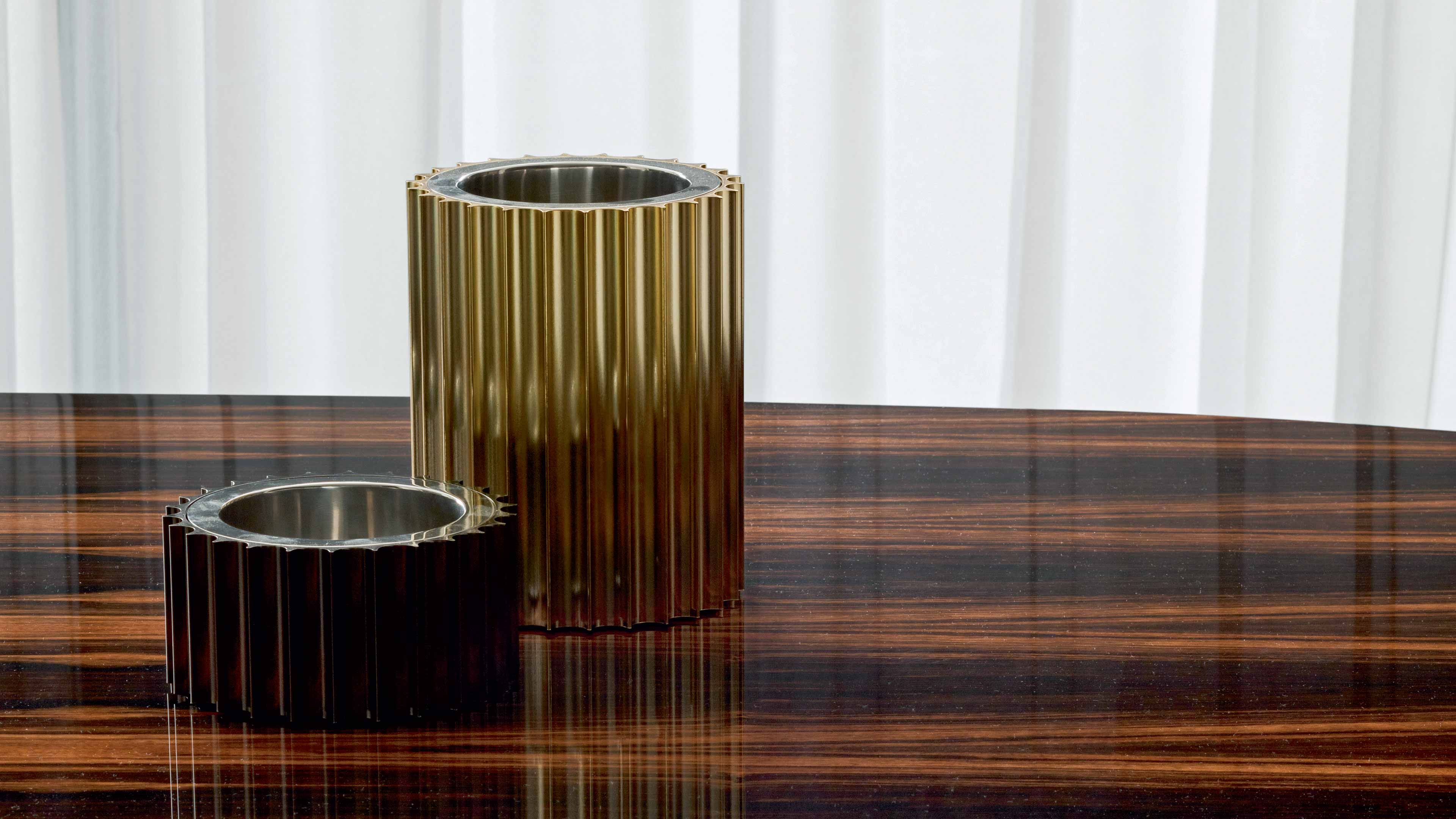 Block one image left