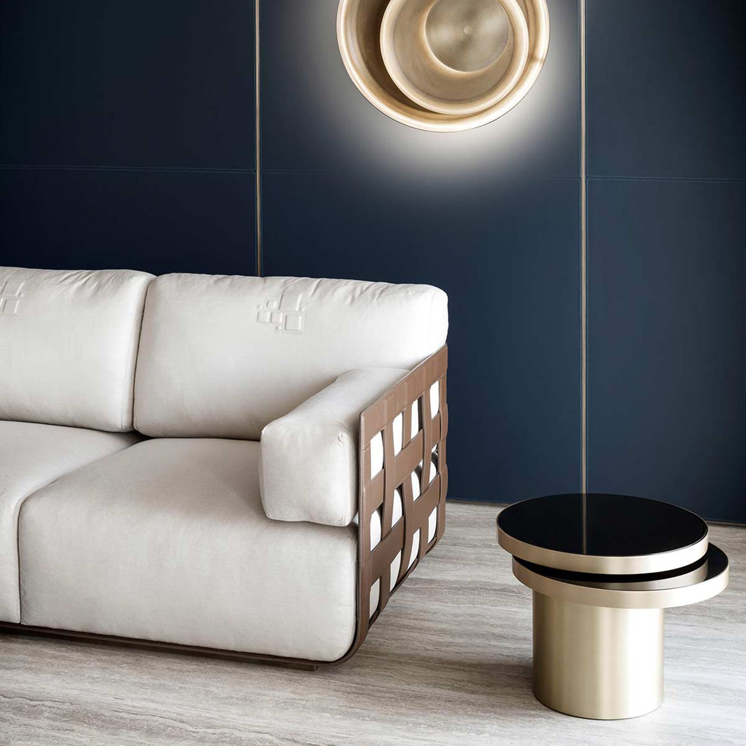 Block one image centered