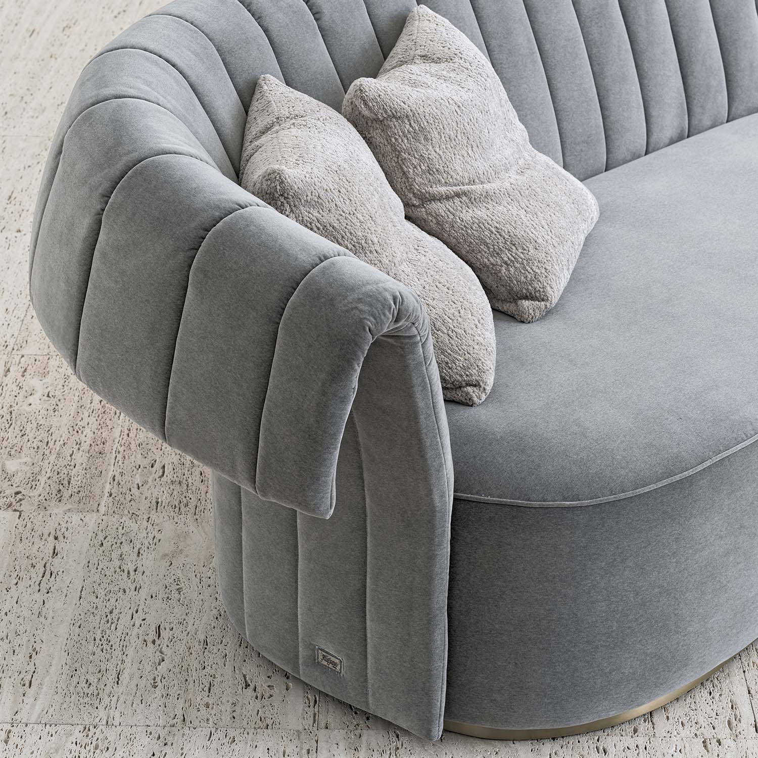 Block one image centered