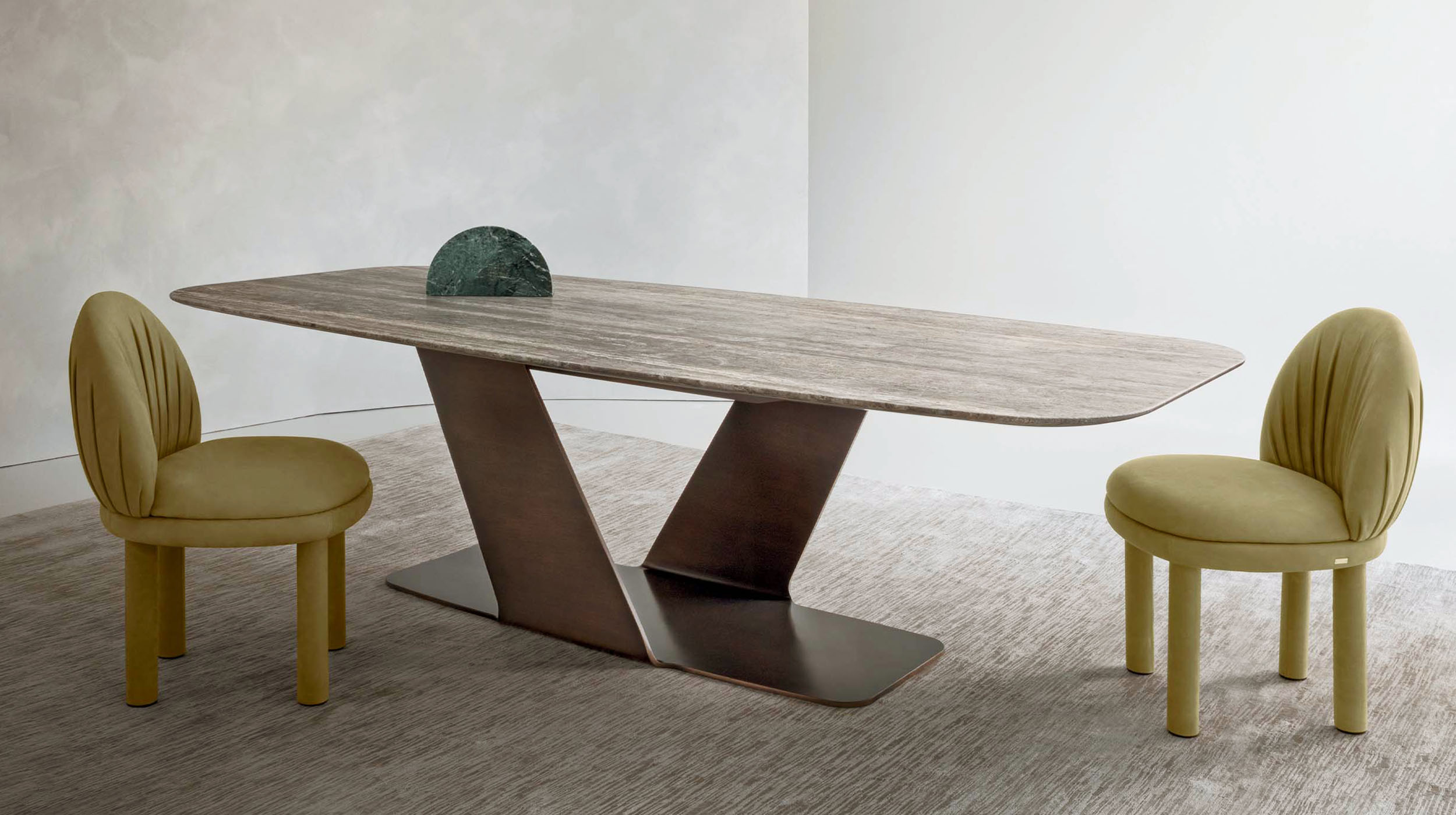 Block one image centered