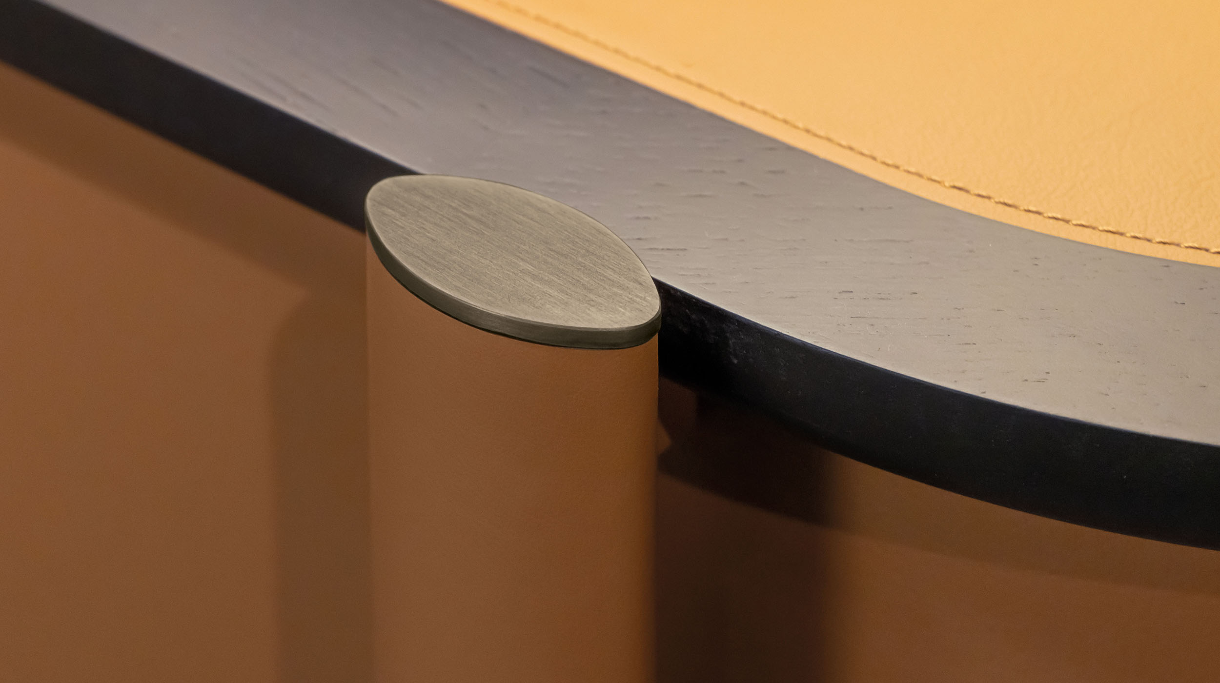 Block one image right