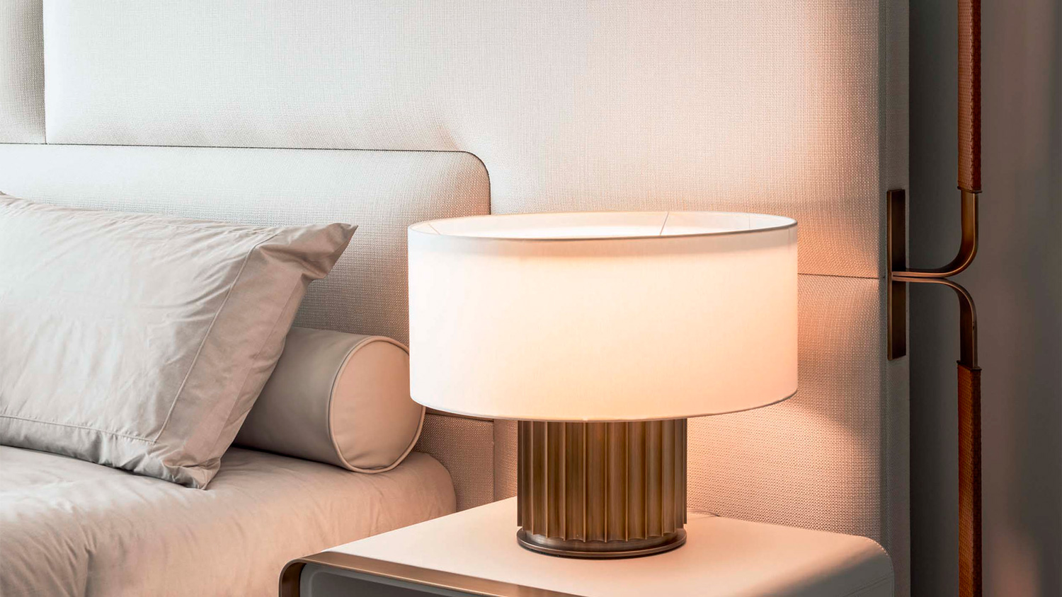 Block one image centered