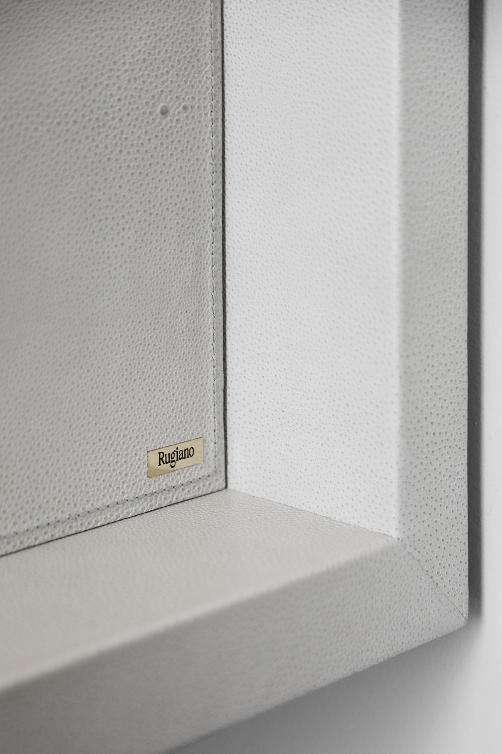 Block one image right