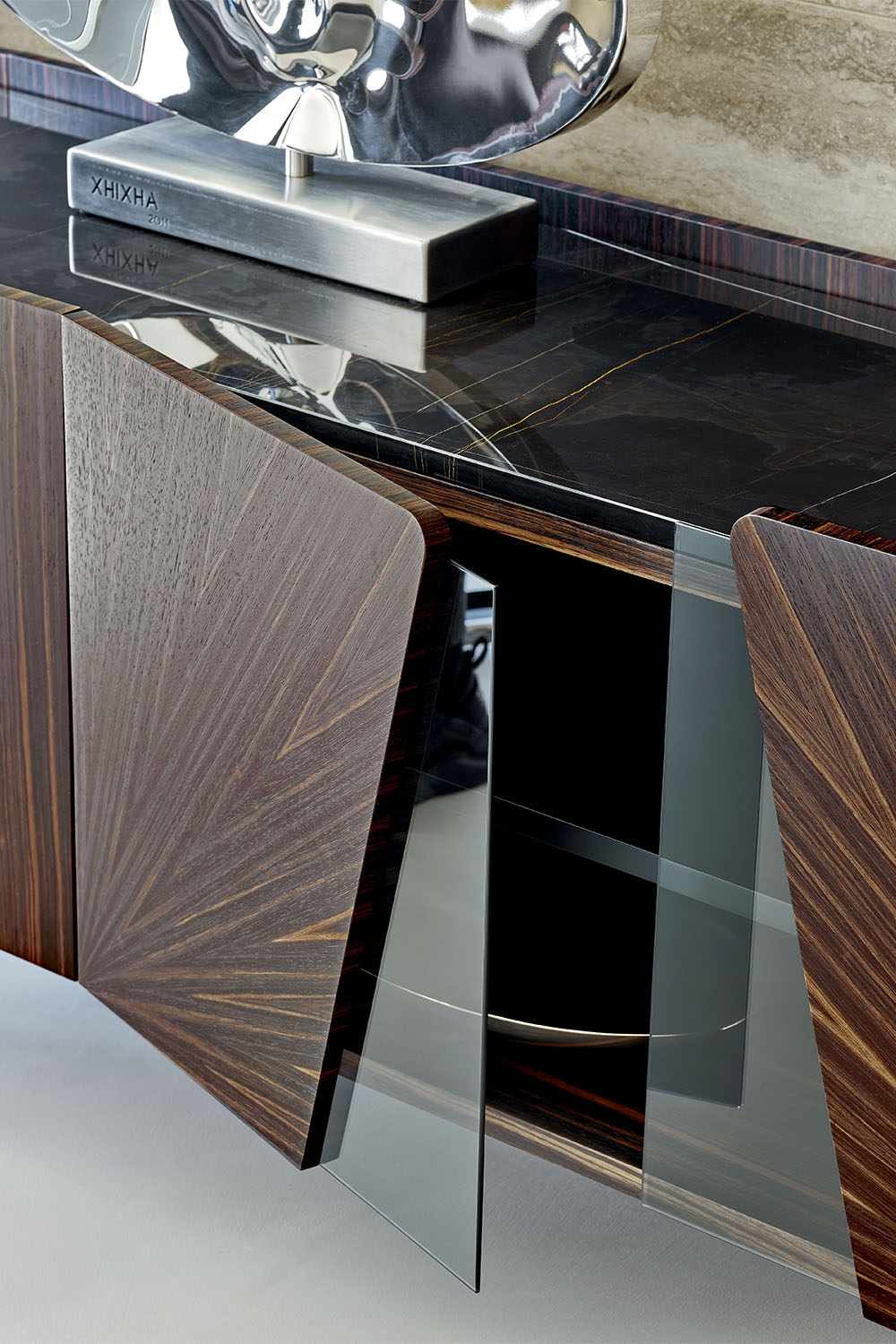 Block one image left