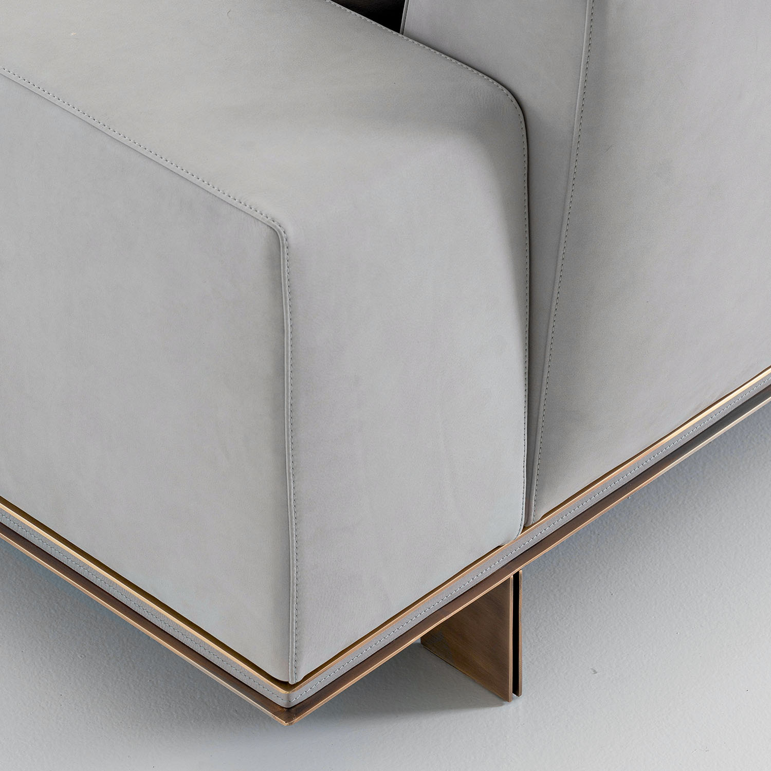 Block one image centered